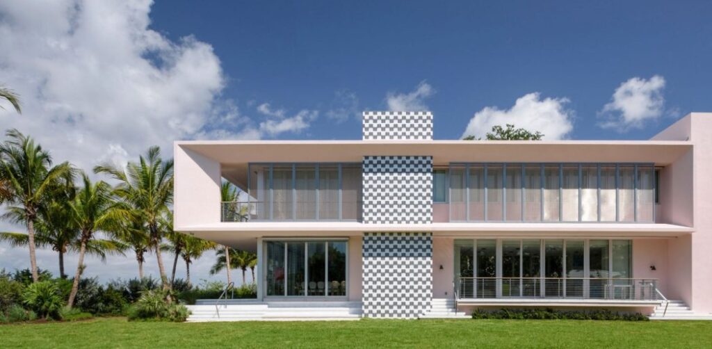 Shulman + Associates designs Lindemann II House for Miami art collector